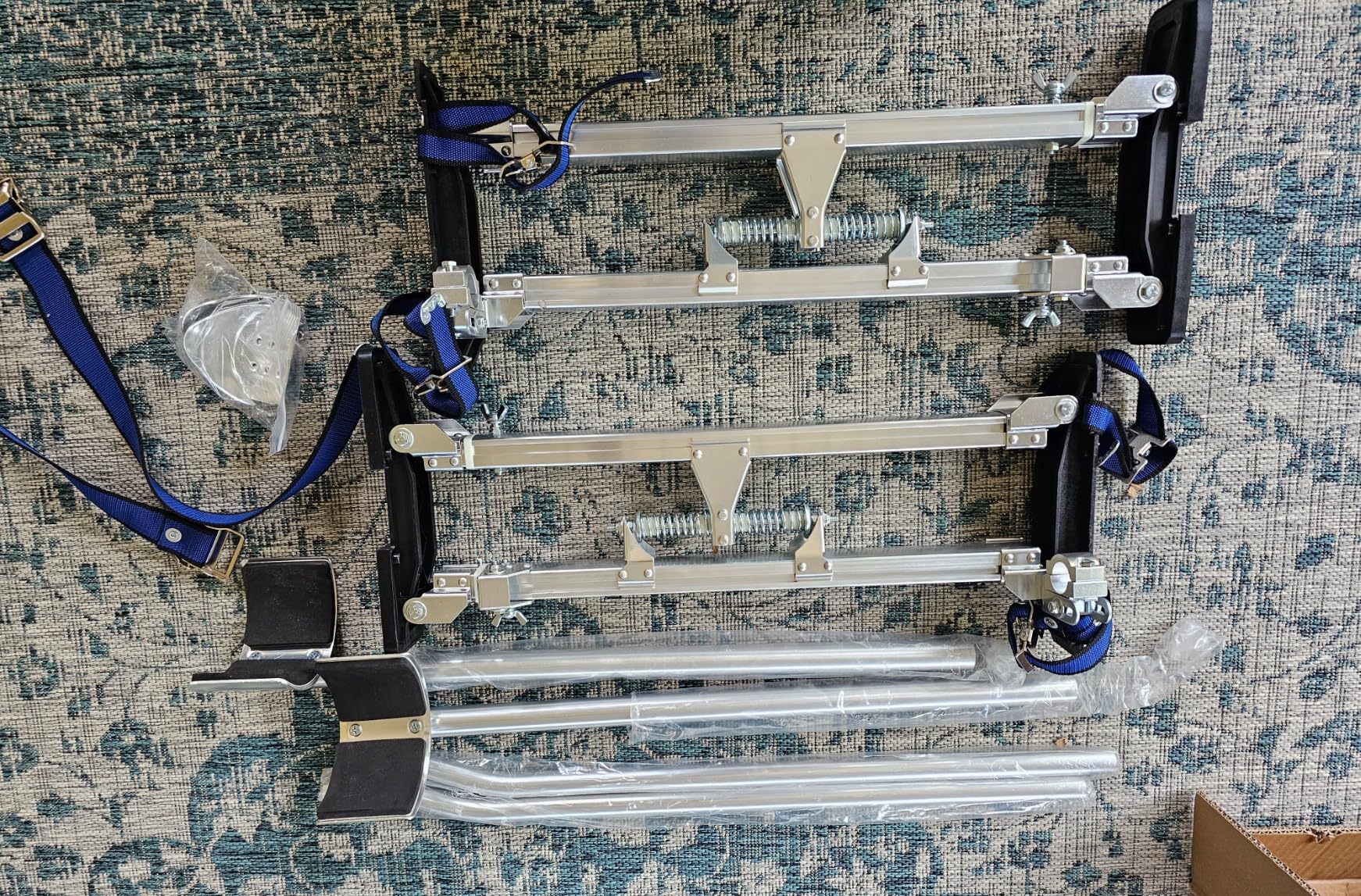 24''-40'' Drywall Stilts for Adults Adjustable Heights Aluminum Work Stilts | Sheetrock Drop Ceiling Painting Painter Pruning Branches or Cleaning customer photo 2