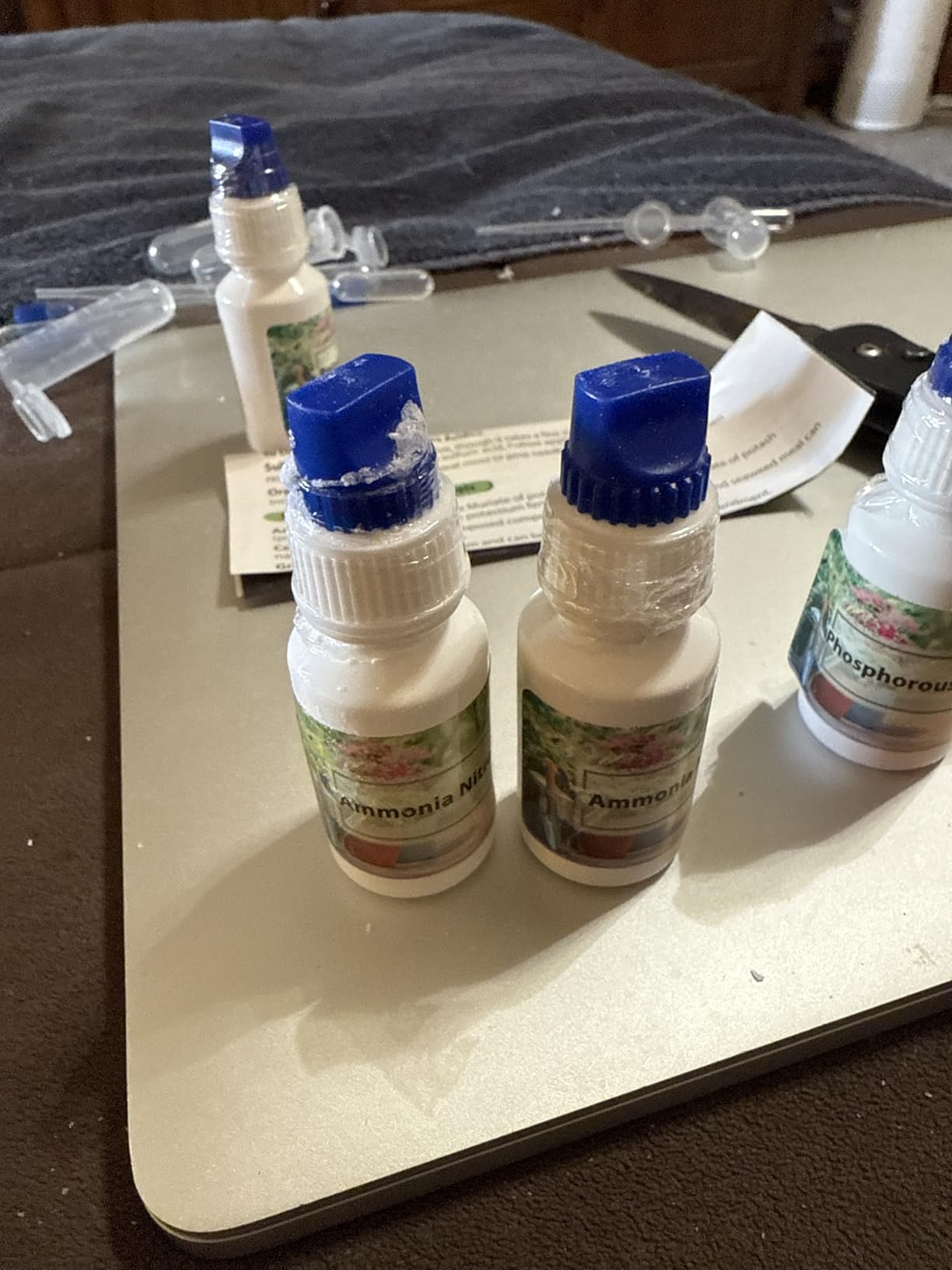 Soil Test Kit 140 Tests (2026 Updated Instructions) - pH, Nitrogen, Phosphorus, Potassium & Ammonia - Garden, Lawn & Plant Soil Tester Kit for Accurate Fertility Analysis customer photo 1