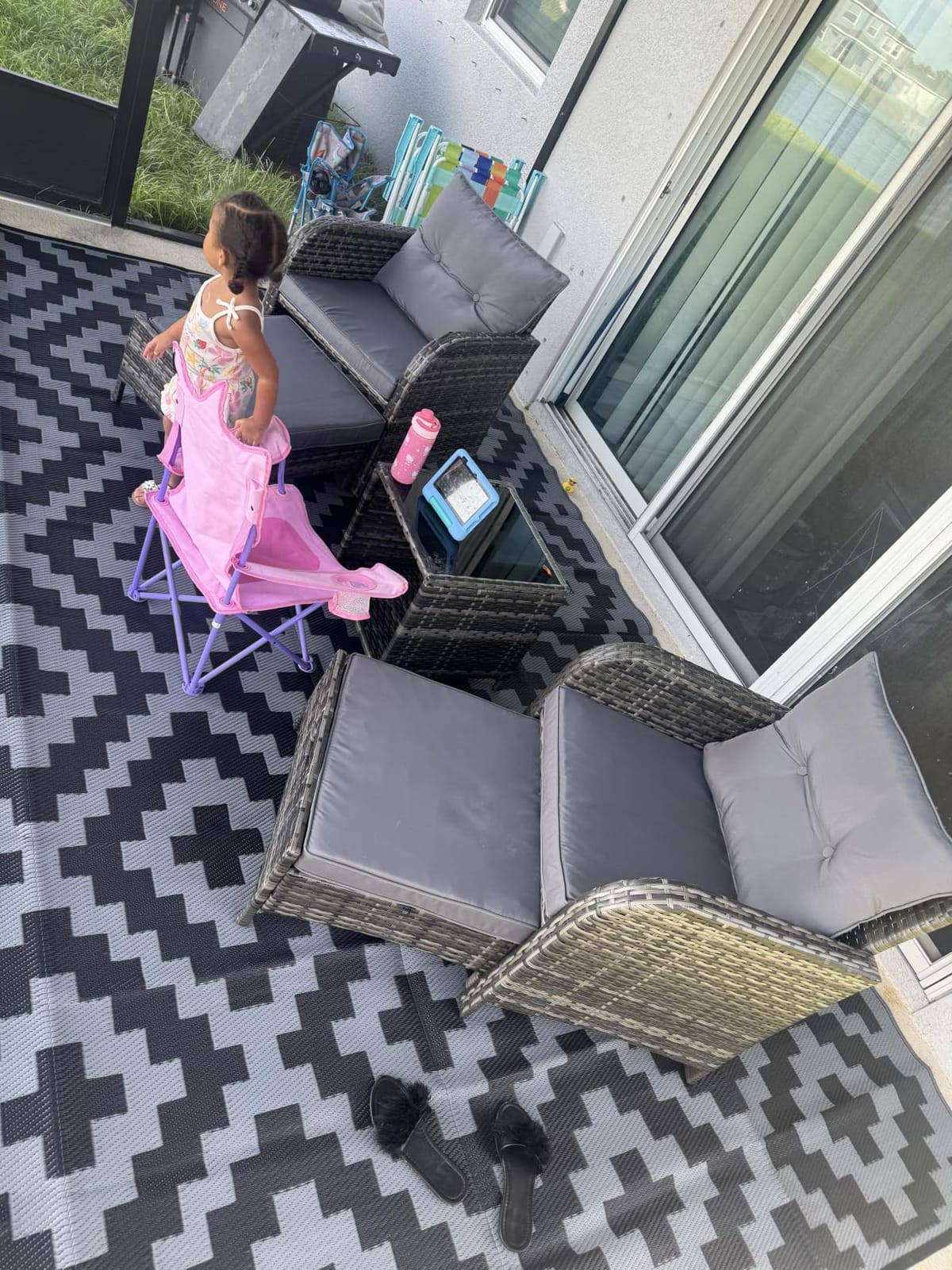 SAND MINE Reversible Mats, Plastic Straw Rug, Modern Area Rug, Large Floor Mat and Rug for Outdoors, RV, Patio, Backyard, Deck, Picnic, Beach, Trailer, Camping, Black & Beige, 6' x 9' customer photo 1