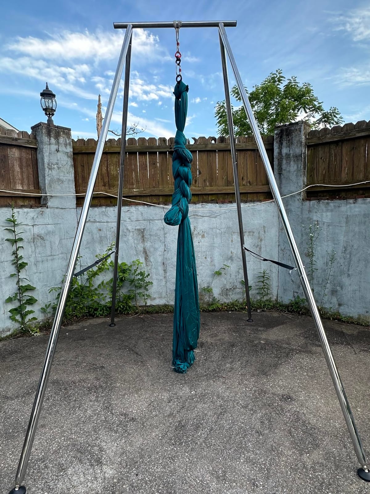 Aerial Rig, Aerial Yoga Stand, 10 FT Frame, 13 YD Fabric, 550 LB Capacity | Houseables Ariel Silk, Arial Yoga Silk, Ariel Swing, Trapeze Swing, Hammock, for Gymnastics, Acrobatics, Indoor, Portable customer photo 1