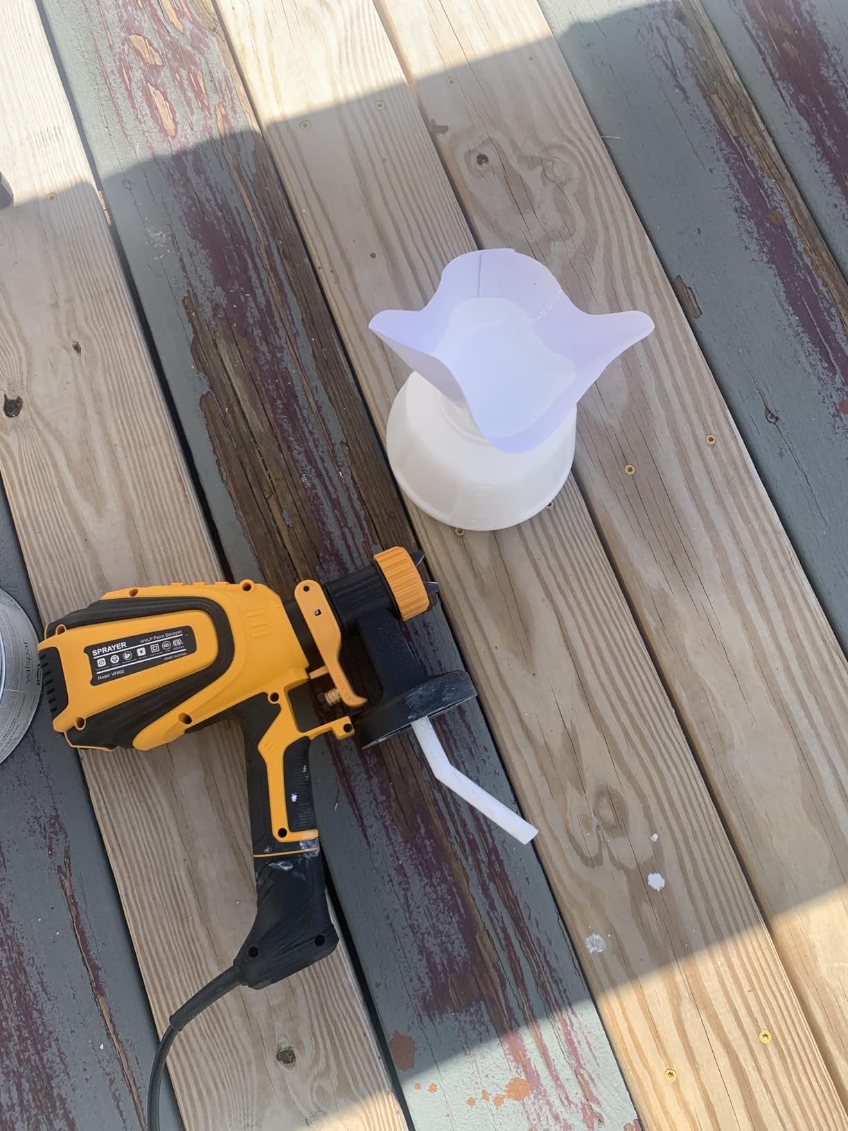VONFORN Paint Sprayer, 700W Spray Paint Gun with 4 Nozzles & 3 Patterns customer photo 1