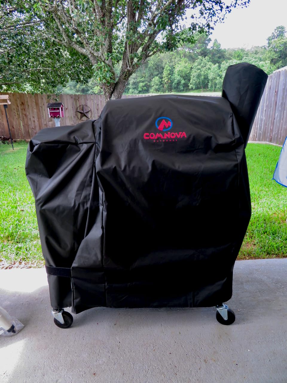 Comnova Grill Cover for Traeger Pro 22 & 575 Series - 600D Wood Pellet Smoker Cover for Traeger Waterproof & Heavy Duty, Premium Pellet BBQ Cover for Treager Pro 22 / Pro 575, Z Grills 550B and More customer photo 2