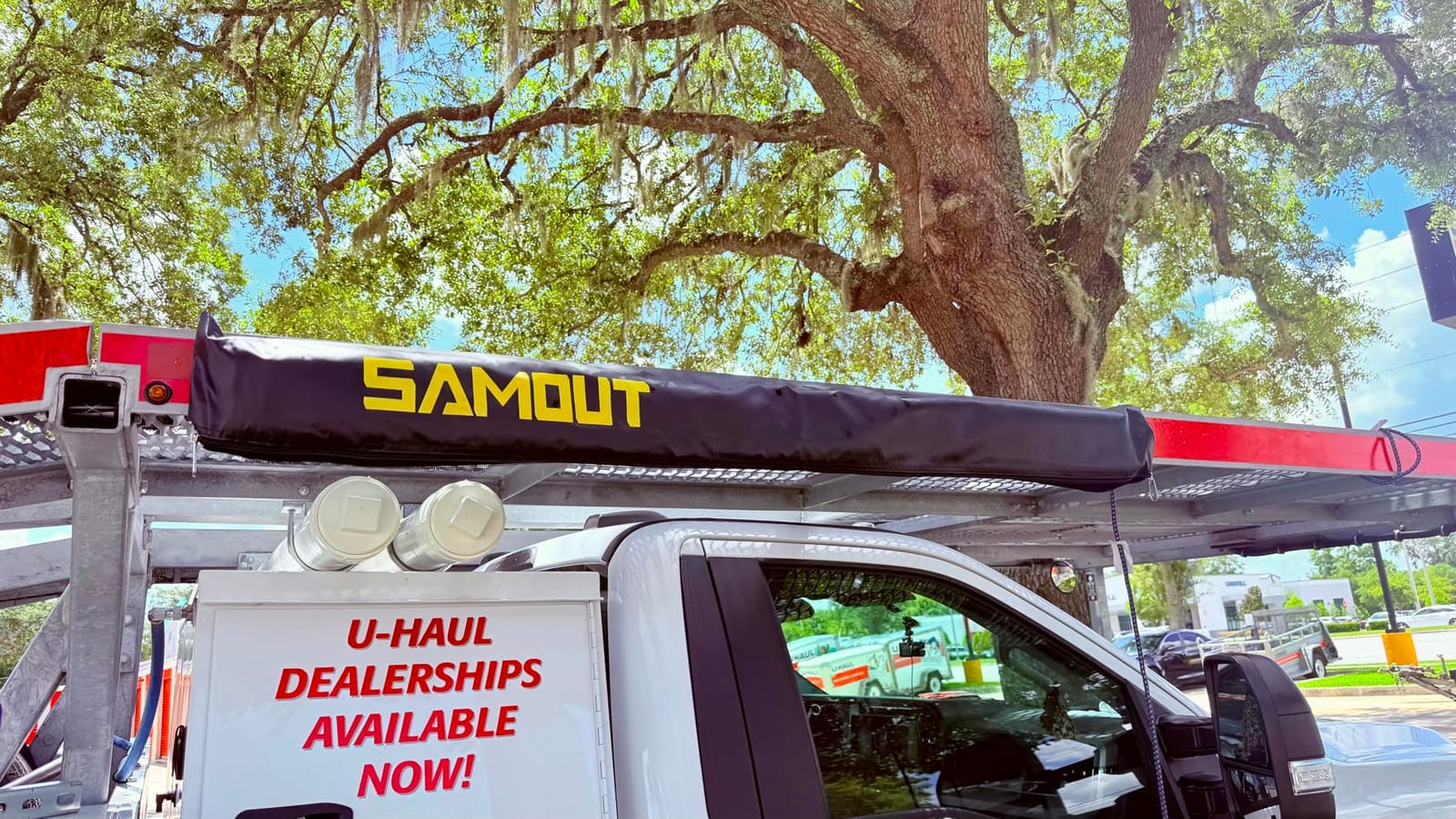 SAMOUT Vehicle Awning, 4.6ft x 8.2ft, Rooftop Pullout Ripstop UPF50+ Side Awning, Reinforced Hinges & Poles for Jeep/SUV/Truck/Van customer photo 1
