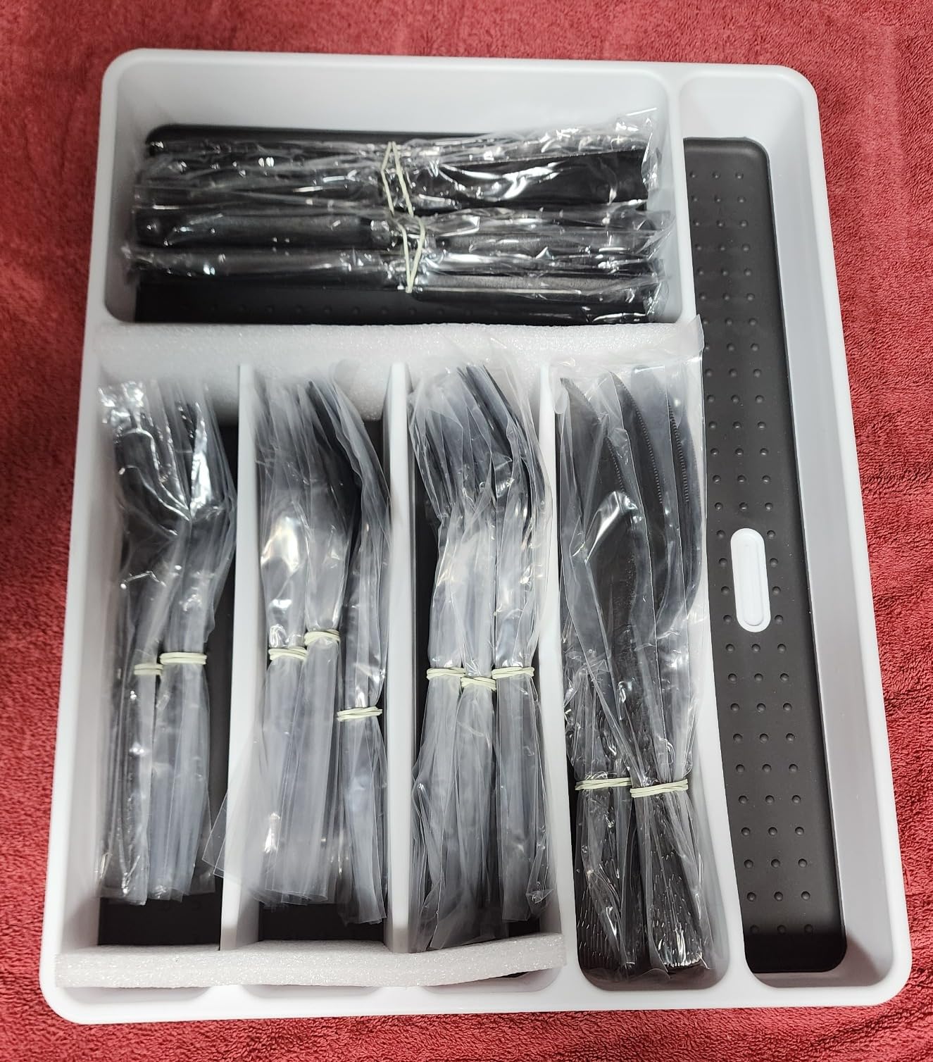 49-Piece Silverware Set with Organizer, Heavy Duty Stainless Steel Flatware Set for 8, Cutlery Utensil Sets with Steak Knives, Rust-proof, Mirror Polished, Dishwasher Safe, Heavy Duty customer photo 1