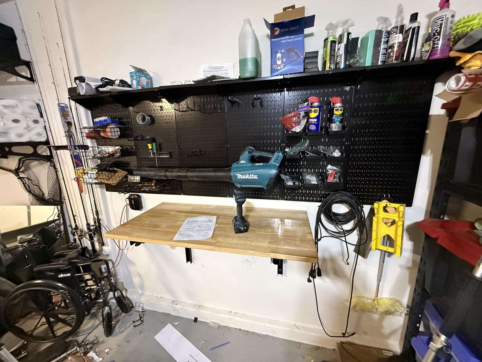 Ultrawall Wall Mounted Folding Workbench, Heavy Duty Foldable Work Table, Collapsible Desk for Workshop, Garage, Office, Home, Holds Up to 550 lb, 47.2