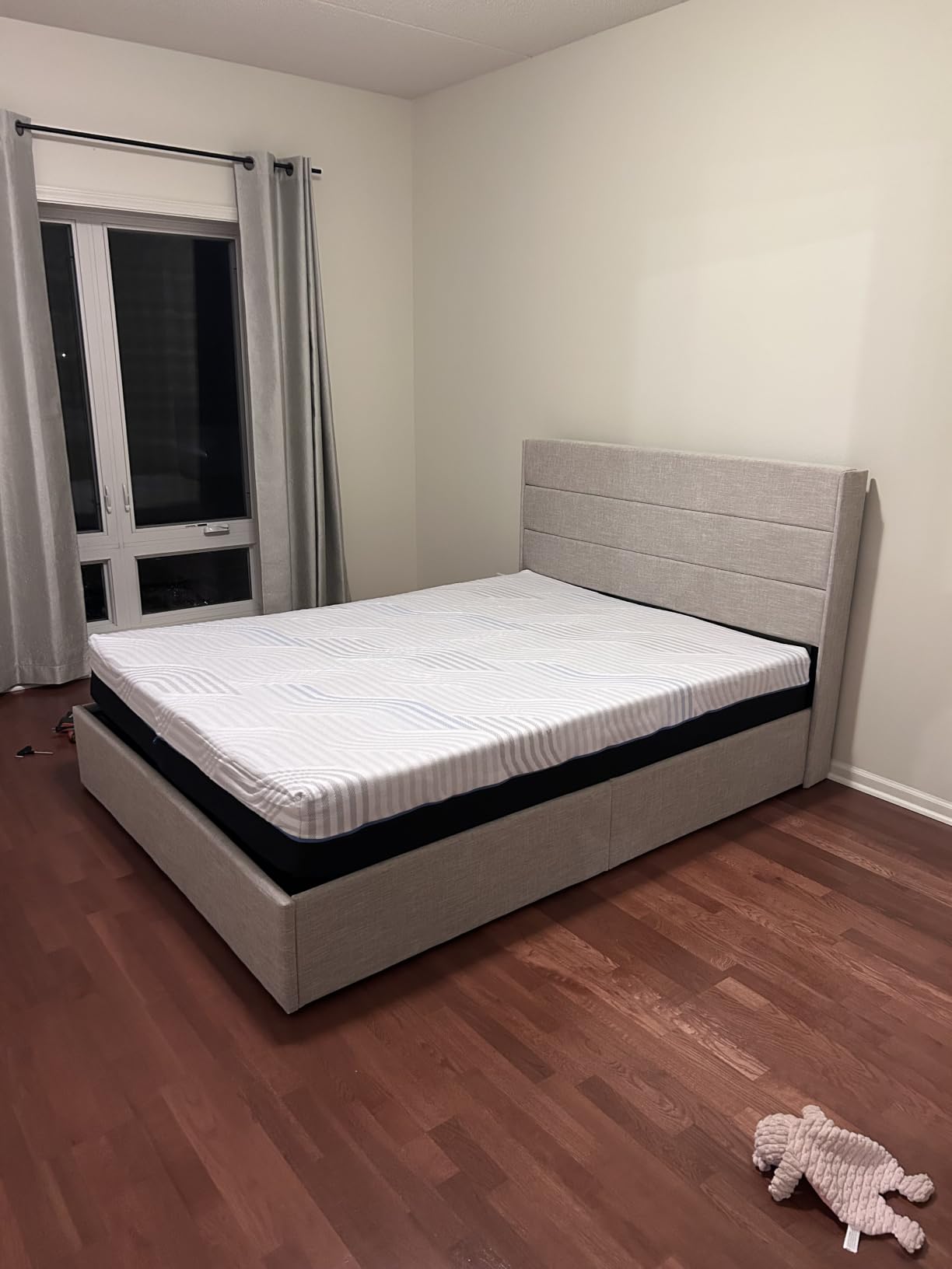 Allewie Queen Size Lift Up Storage Bed, Modern Wingback Headboard, Hydraulic Support, No Box Spring Needed, Light Beige customer photo 1