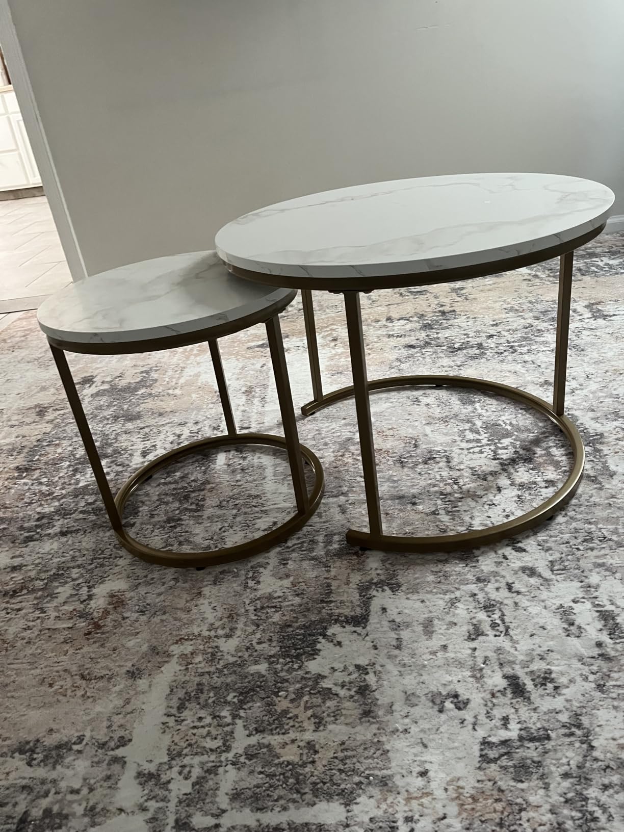 aboxoo Round Nesting Coffee Table Side Table Set of 2 End Tables for Living Room Bedroom Balcony, White Faux Marble Wooden Table Accent Coffee Table with Black Steel Frame customer photo 2