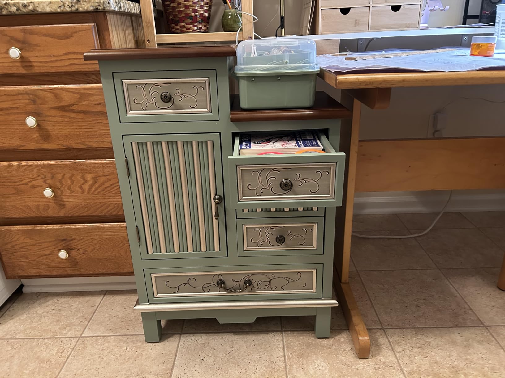 Ahokua Farmhouse Accent Chest with Carved Door and 5-Drawers, Vintage Storage Cabinet Modern Dresser for Living Room, Entryway, Hallway, Multi-Drawer Organizer, Natural and Deep Blue customer photo 2
