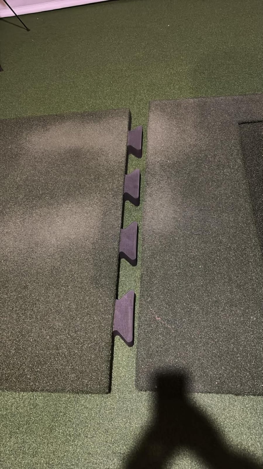 The Indoor Golf Shop SIGPRO Softy Golf Mat - Professional-Grade Practice Mat - Realistic Fairway Feel - Real Tee Capable, Replaceable Hitting Strip, Thick Cushioning & Joint-Friendly Design customer photo 1