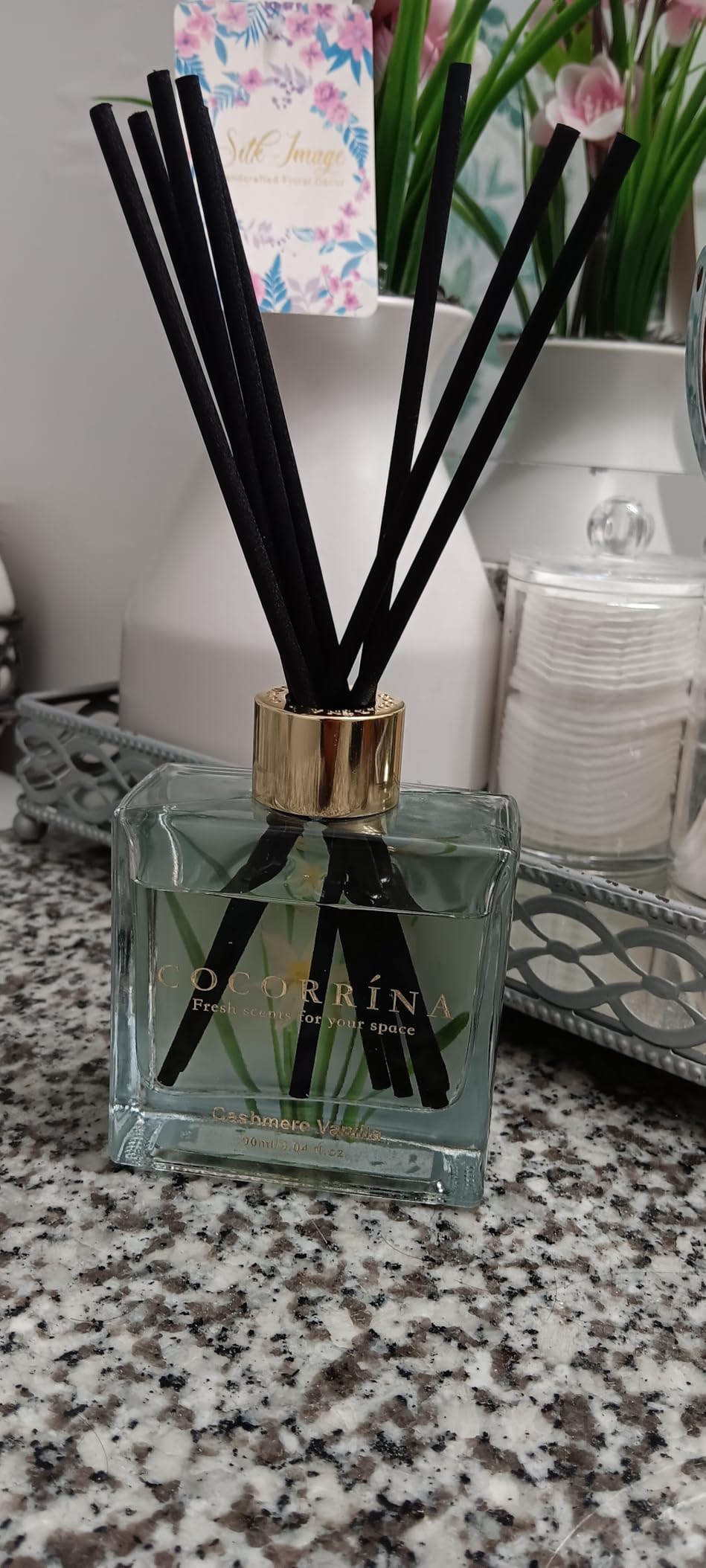 COCORRÍNA Reed Diffuser Set of 3 - 3 Pack / 3.04 Fl.oz Diffuser with 24 Sticks Cashmere Vanilla/Sandalwood Rose/Clean Linen Reed Diffuser for Home Bathroom Office Decor customer photo 1