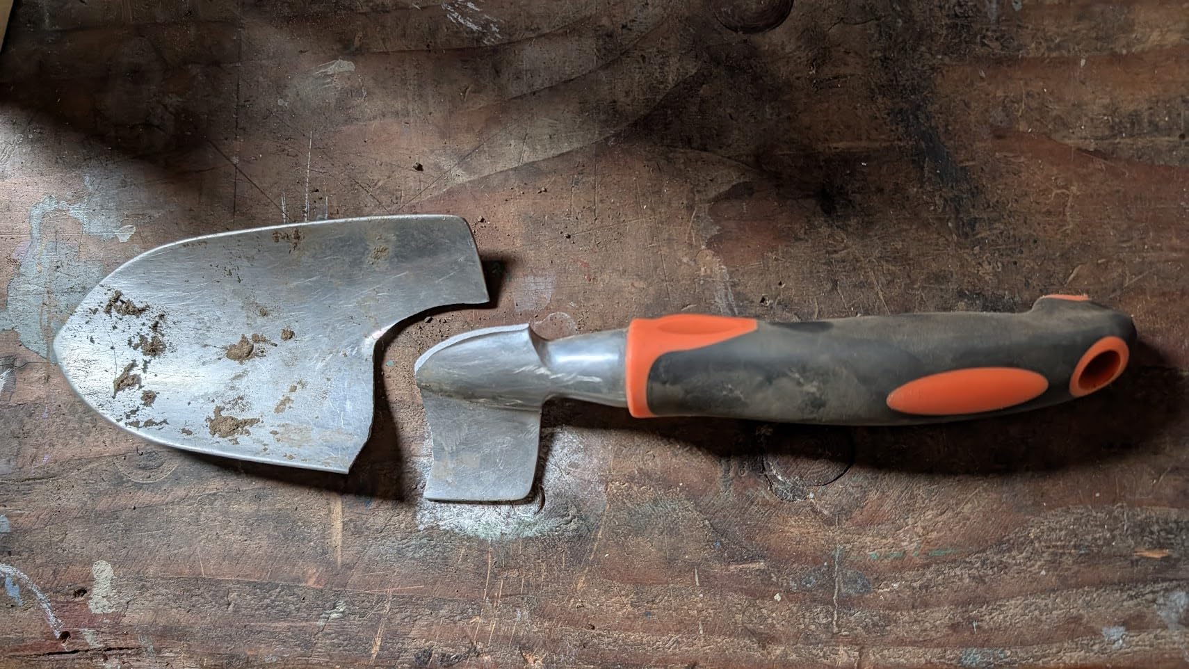 Garden Shovel Garden Hand Trowel, Heavy Duty Hand Shovel with Ergonomic Handle, Small Gardening Tools for Digging, Rust Resistant Gardening Spade Trowel Tools, Orange customer photo 1