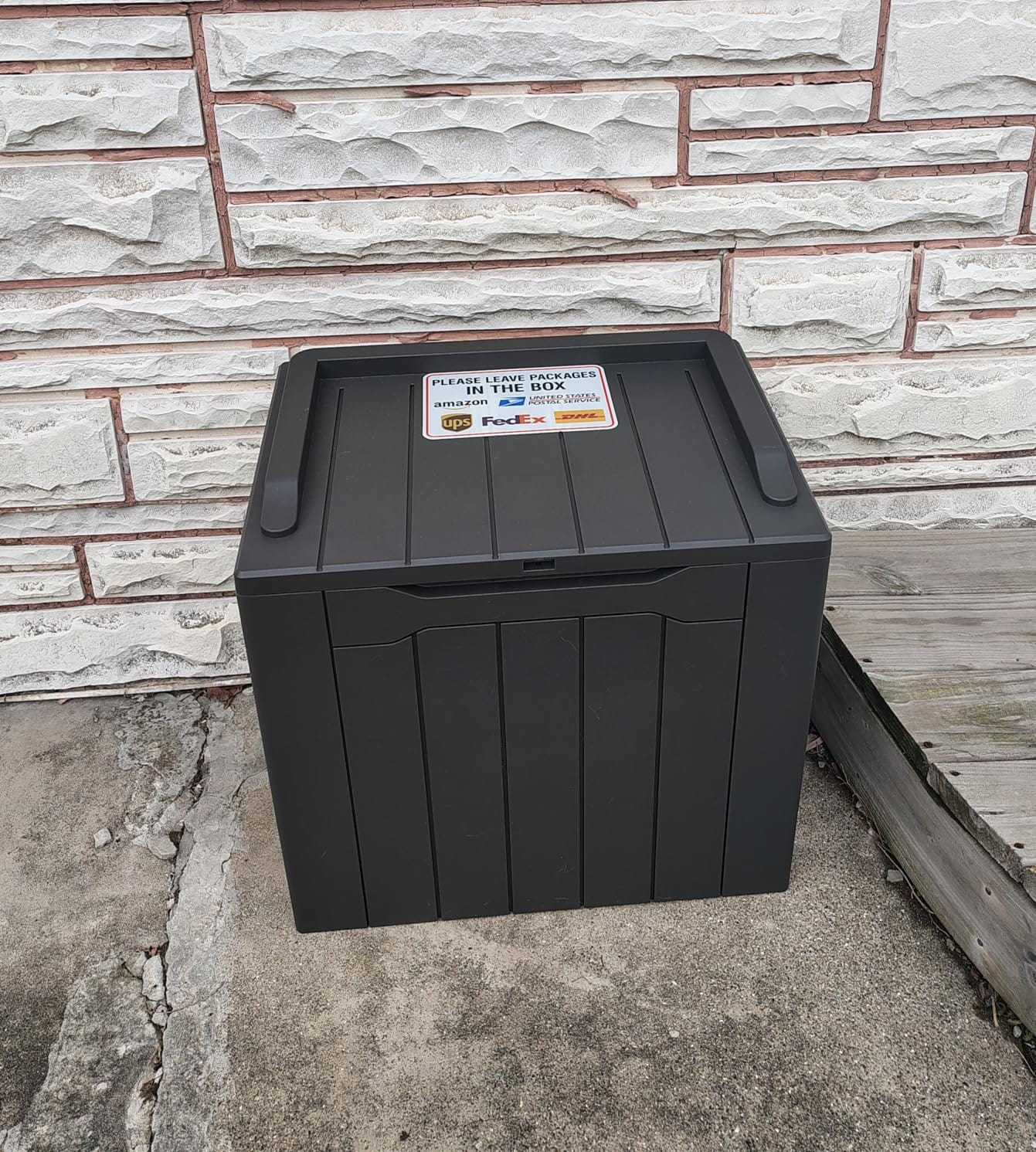 Flamaker Outdoor Storage Box 80 Gallon Resin Waterproof Deck Box | Delivery Box with Wood Texture Large Storage Bin for Patio Cushions, Garden Tools, Pool Gears customer photo 1