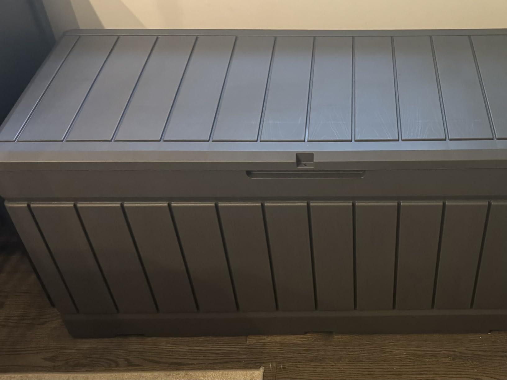 Flamaker Outdoor Storage Box 80 Gallon Resin Waterproof Deck Box | Delivery Box with Wood Texture Large Storage Bin for Patio Cushions, Garden Tools, Pool Gears customer photo 2