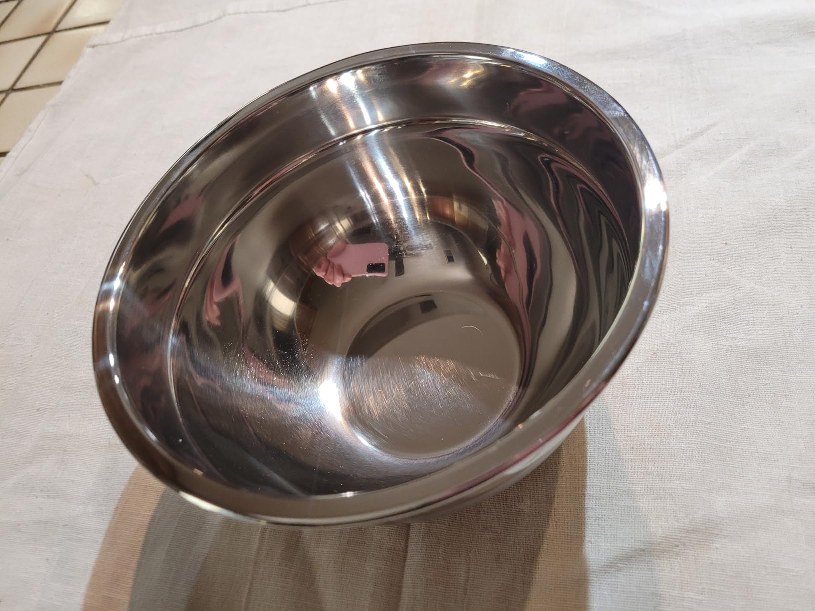 Umite Chef Mixing Bowls with Airtight Lids Set, 8PCS Stainless Steel Nesting Bowls with Grater Attachments, Non-Slip Bottoms, 5, 4, 3.5, 2, 1.5QT for Mixing & Serving customer photo 1