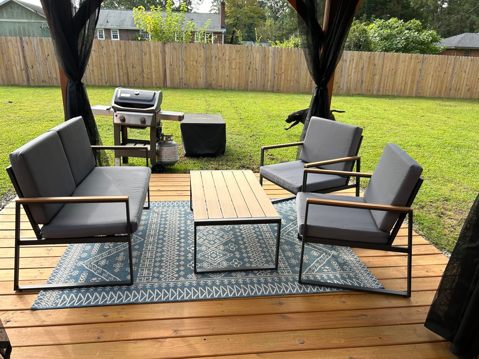 Gizoon 4-Piece Patio Furniture Set, Metal Outdoor Conversation Set | with WPC Coffee Table & Washable Cushions, Modern Weather-Resistant Seating for Yard and Poolside, Gray customer photo 1