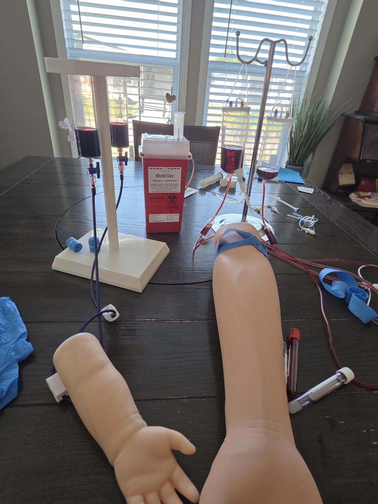 Phlebotomy Practice Kit for Injection Training, IV Practice Kit with Phlebotomy Arm, Venipuncture and Blood Draw Practice Kit for Medical Students, Educational Training Only customer photo 2