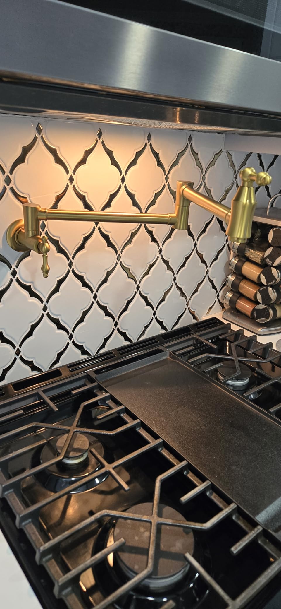ARCORA Pot Filler Faucet, Traditional Brushed Gold Wall Mount Kitchen Faucet with Double Joint Swing Arms Brass Kitchen Pot Filler customer photo 1