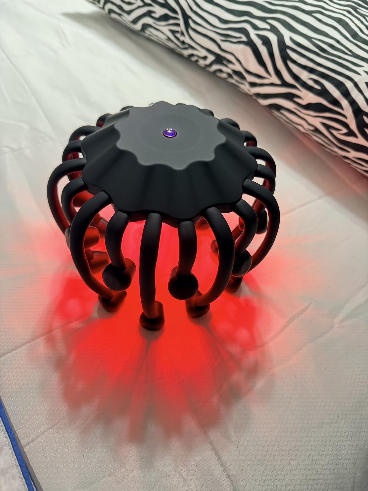 Electric Scalp Massager - Octopus Head Massager Stress Relax, 20 Claw Multi-Configuration Array Vibrating Nodes, 5 Modes, Bluetooth Music, Hair Scalp Relaxation, Fatigue Relief customer photo 1