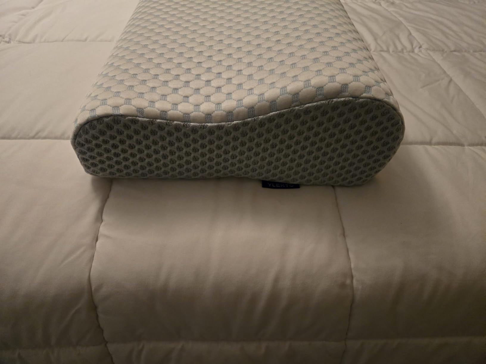 Cervical Pillow for Neck Pain Relief, Contour Memory Foam Pillows for Sleeping, Ergonomic Pillow Adjustable Orthopedic Cooling Pillow Bed Pillow Neck Support for Side Back Stomach Sleepers(Blue) customer photo 1