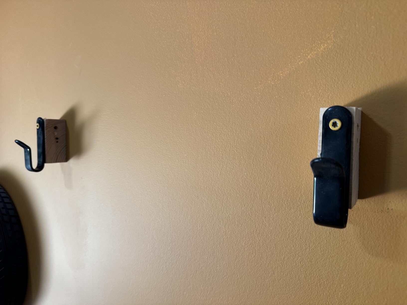 Snowboard Wall Mount Clips, Horizontal Skateboard Wall Mount, Snowboard Display Stand for Room, Garage customer photo 1