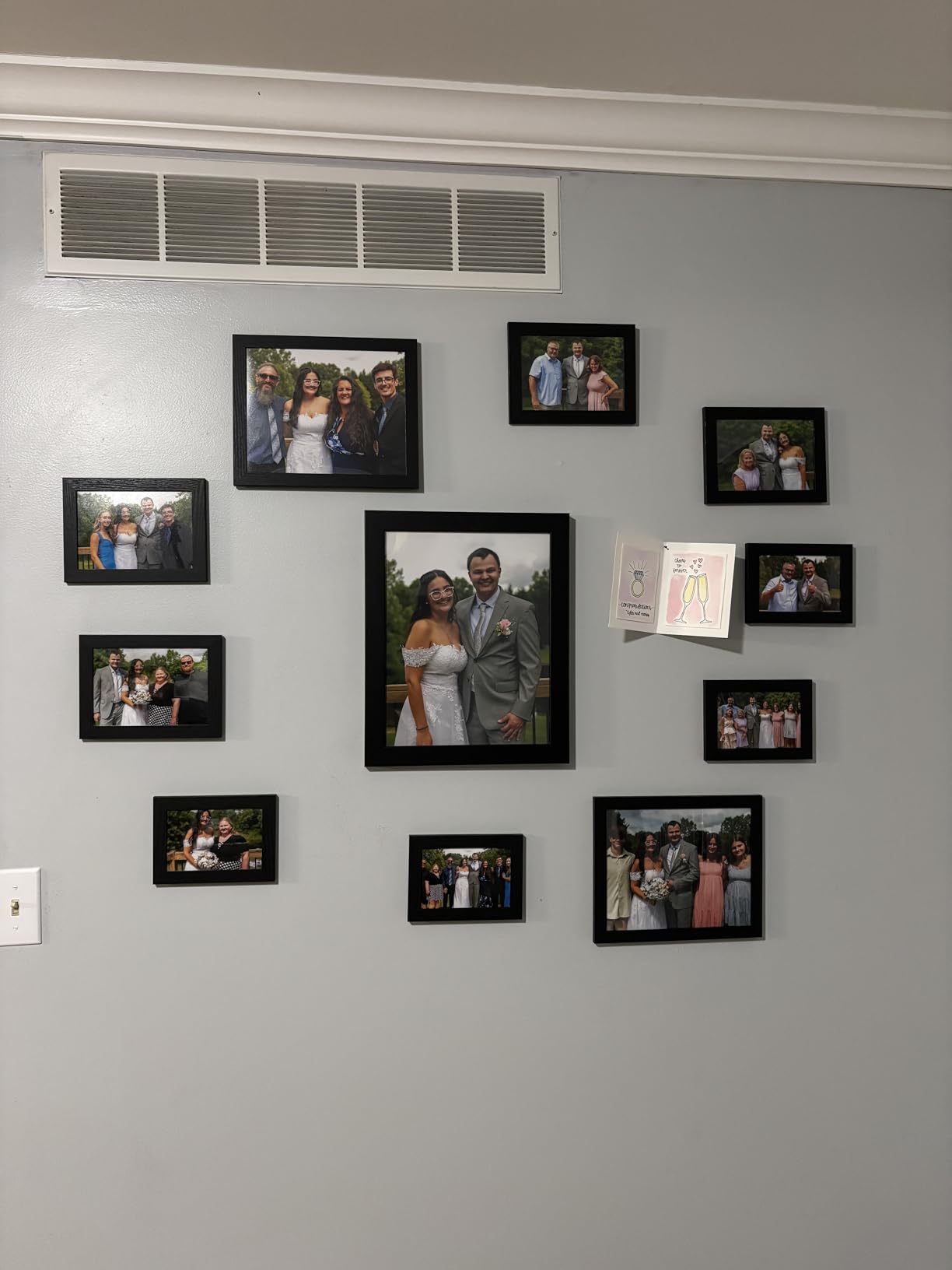 Vittanly 10 Pack Picture Frames Collage Wall Decor, Black | Gallery Wall Frame Set: 2pcs 8x10, 4pcs 5x7 & 4pcs 4x6 Photos for Wall & Table, Picture Frames made of Engineered Wood customer photo 1