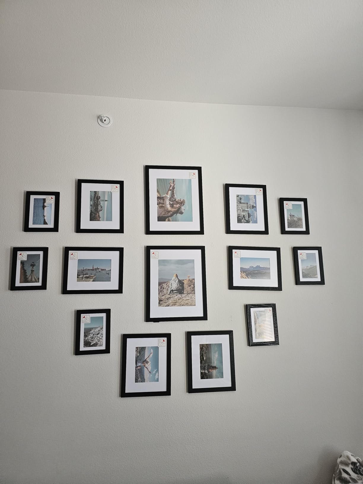 Vittanly 10 Pack Picture Frames Collage Wall Decor, Black | Gallery Wall Frame Set: 2pcs 8x10, 4pcs 5x7 & 4pcs 4x6 Photos for Wall & Table, Picture Frames made of Engineered Wood customer photo 2