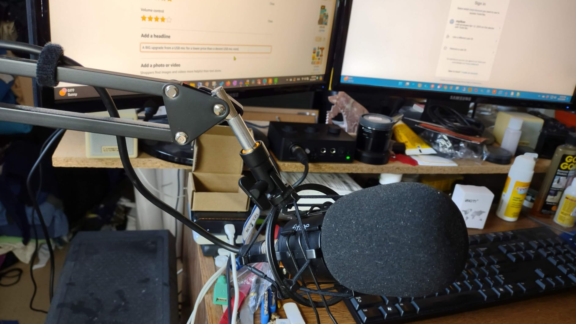 FIFINE Podcast Equipment Bundle Set, Music Recording Kit with Studio Dynamic Microphone and USB Audio Mixer with XLR Mic Input, Headphone Monitoring, Volume Knob for Vocal/Voice Over-AmpliTank KS6 customer photo 1