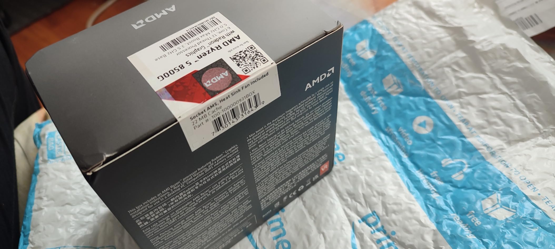 Ryzen 5 8500G 6-Core, 12-Thread Desktop Processor customer photo 2
