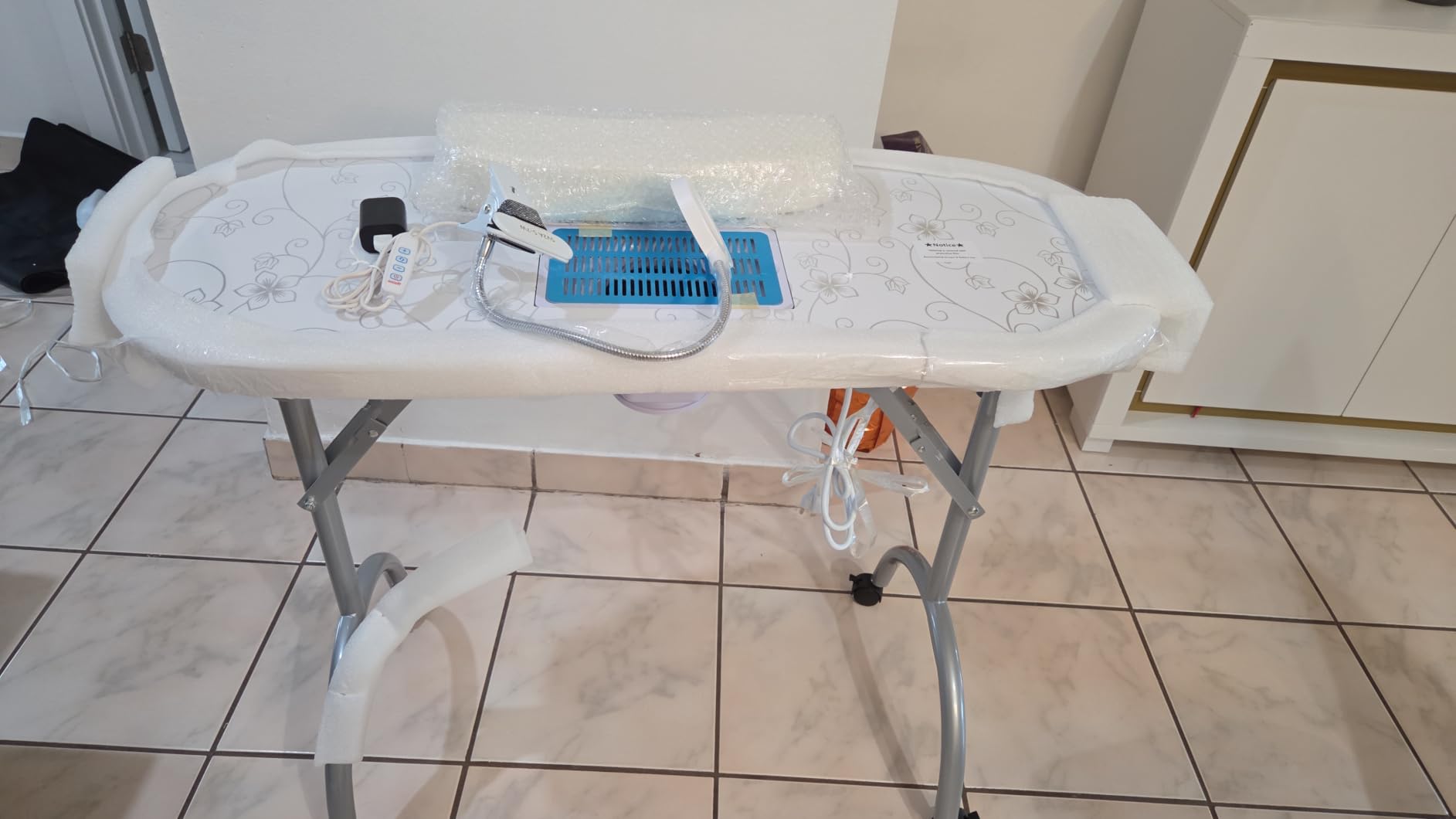 WELLHUT Nail Table All-in-One Manicure Desk w/Electric Dust Collector, LED Nail Lamp, Carry Bag & Wrist Cushion, Mobile Nail Desks w/Universal Mute Wheels for Manicurists Home Spa Beauty Salon customer photo 1