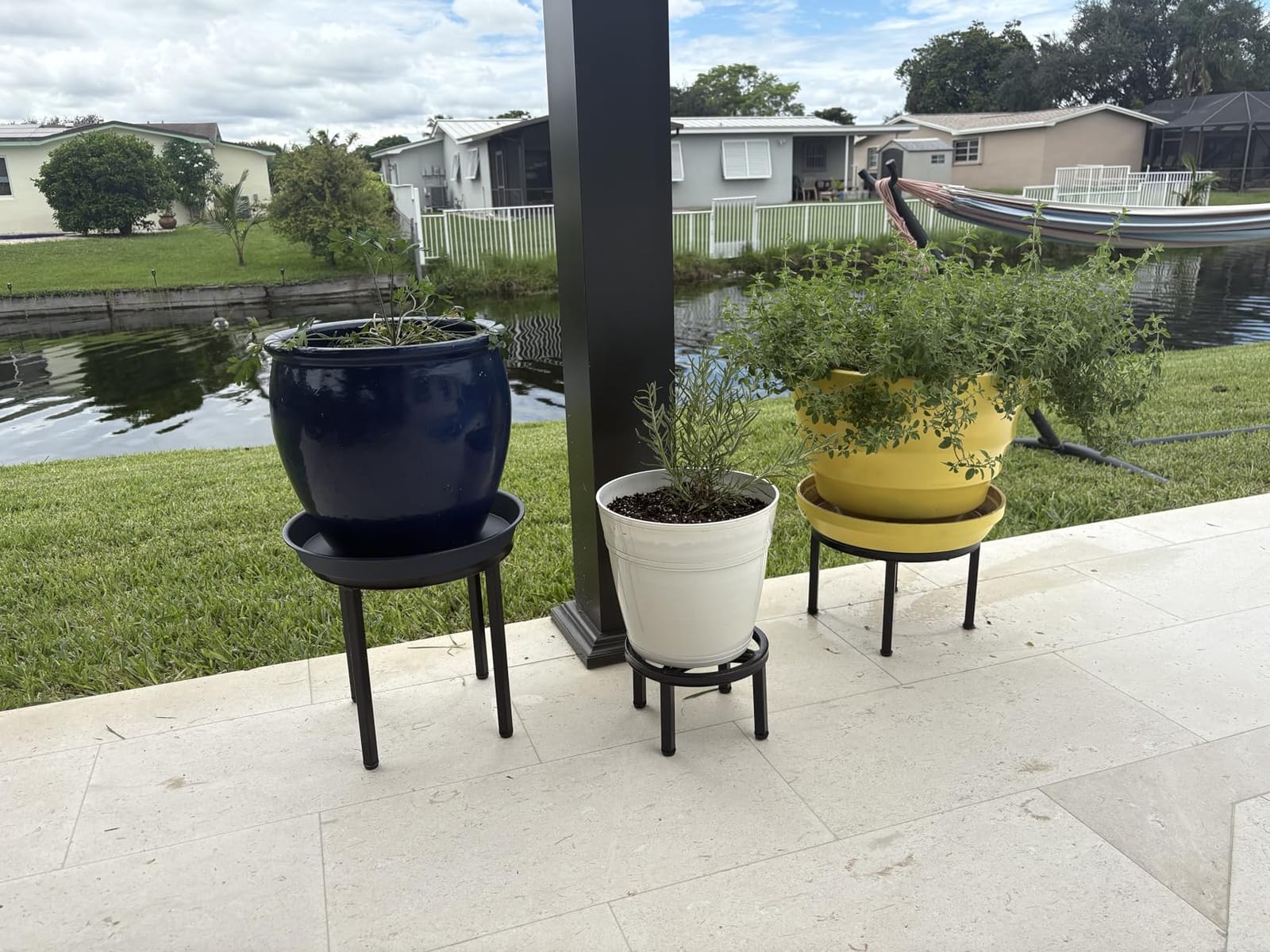 Zhongma Set of 4 Fully Assembled Metal Plant Stand for Heavy Potted Plant for Home Indoor and Outdoor, 220 LBS Capacity & Heavy Duty Construction, Sturdy Plant Riser without Installation Required customer photo 2