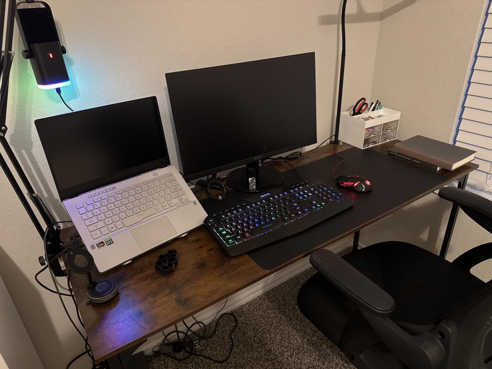 Huuger Computer Desk, 70 Inch Office Desk, Gaming Desk with Storage, Metal Frame, Black customer photo 2