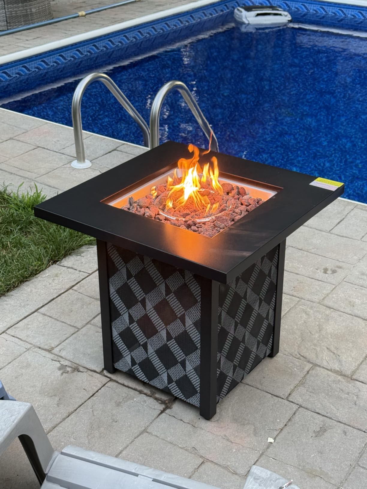 Ciays 42 Inch Gas Fire Pit Table, 60,000 BTU Propane Pits for Outside with Steel Lid and Lava Rock, 2 in 1 Firepit Table Gatherings Parties on Patio Deck Garden Backyard, Black customer photo 2