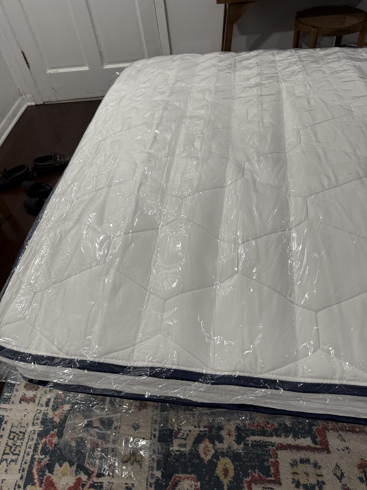 Novilla Queen Mattress, 12 Inch Hybrid Mattress with Comfort Foam | Innerspring Pillow Top Mattresses in a Box, Pressure & Pain Relief, Soft Feel but Supportive, CertiPUR-US customer photo 1