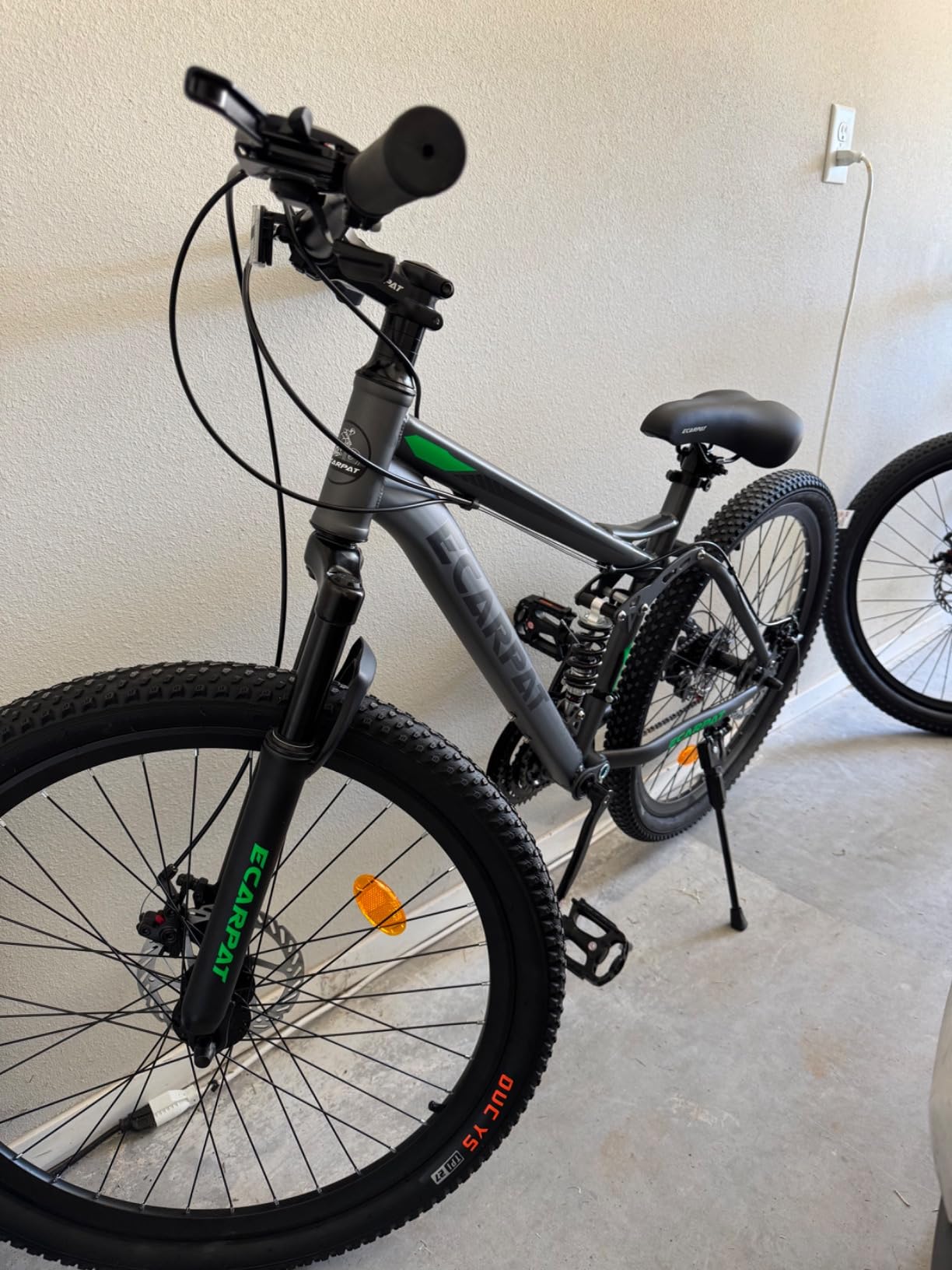 Ecarpat 24/26 Inch Wheel Mountain Bike, 21 Speed MTB Bike with Full Suspension, Steel Frame and Dual Disc Brakes, Adult Mens Outdoor Cycling Mountain Bicycle customer photo 2
