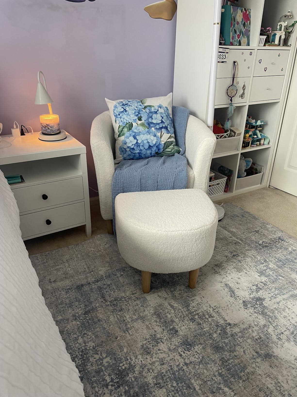 DAZONE Sherpa Accent Chair with Ottoman, White Fluffy Teddy Barrel Armchair, Boucle Chair with Solid Wood Legs customer photo 1