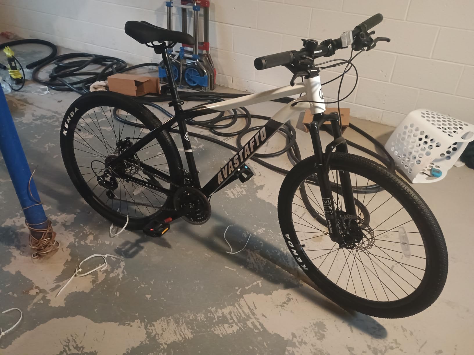 AVASTA Earth 26 27.5 Inch Mountain Bike MTB for Adult Men Women - Lightweight Aluminum Alloy Frame, Dual Disc Brakes, Switchable Front Suspension, 21-Speed customer photo 1