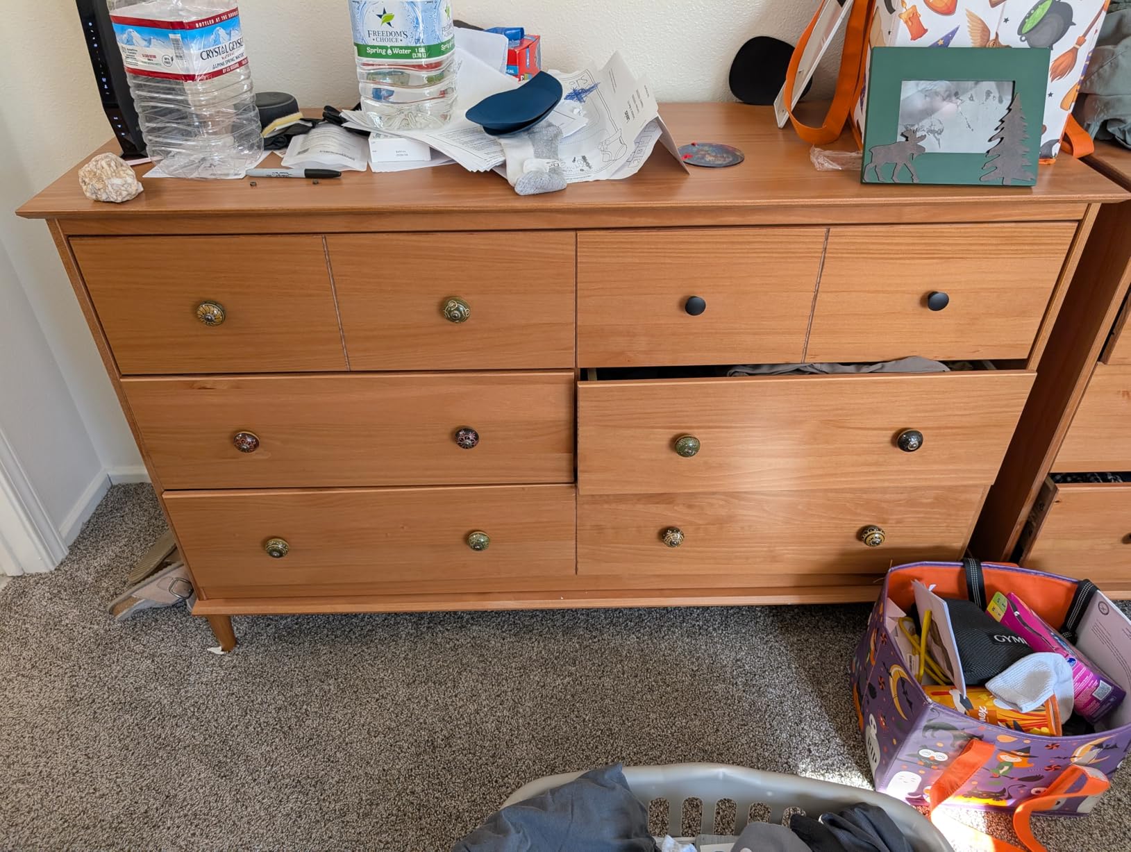 Walker Edison Modern 6-Drawer Solid Wood Dresser Bedroom Storage, 57 Inch, Caramel customer photo 2