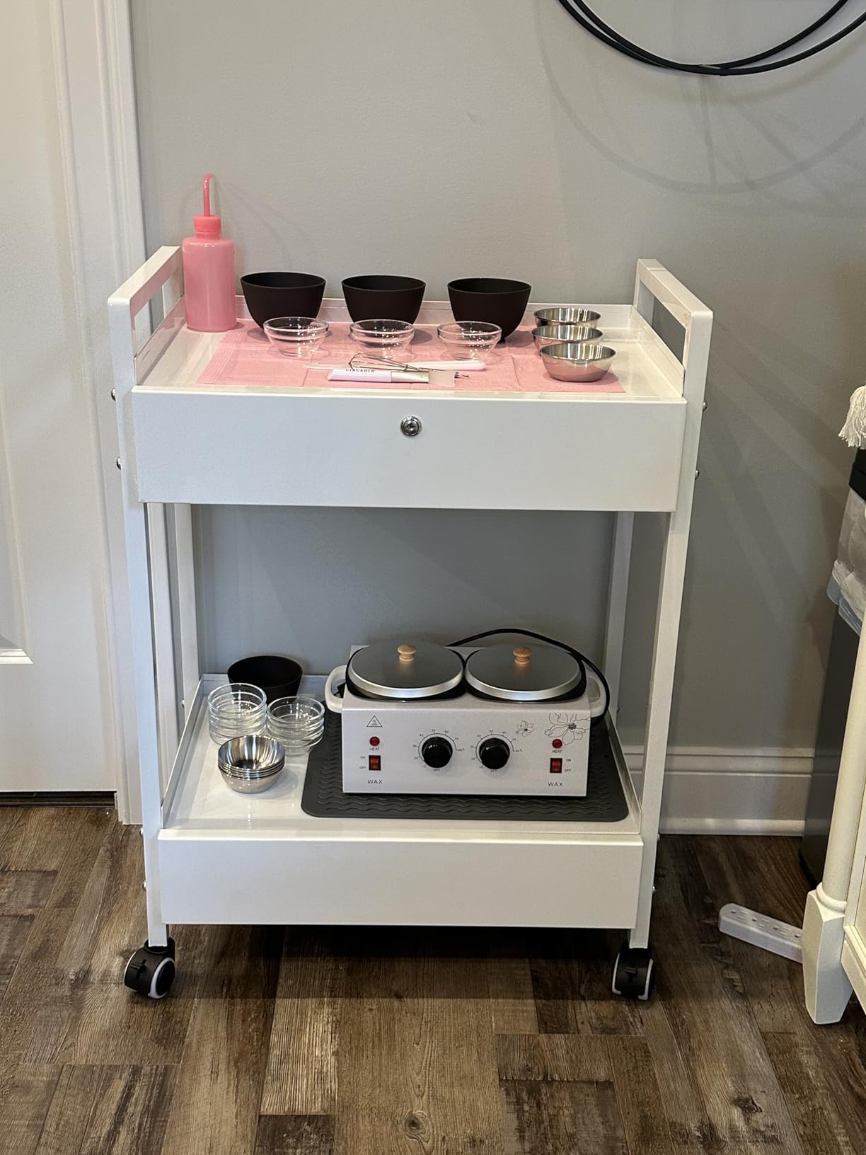 VEVOR Rolling Medical Cart with Lockable Drawer, White Paint Stainless Steel Utility Cart, 2 Tiers Mobile Esthetician Trolley Cart with Swivel Casters for Lab, Hospital, Dental, Salon and Beauty customer photo 2