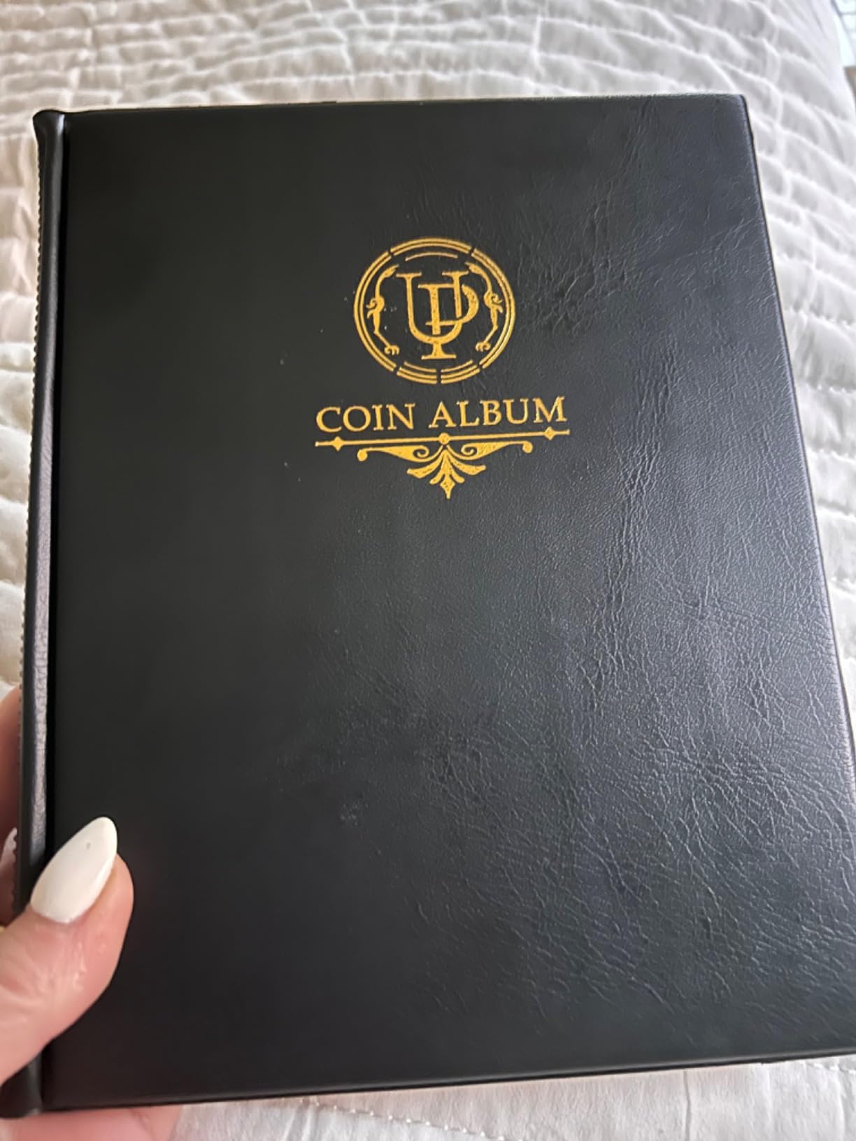 200 Pockets Coin Album - 10 Pages, 33x33 mm Grid Holder, Black | Coin Collecting Book for Pounds Pence Cents Dollars Nickel customer photo 2