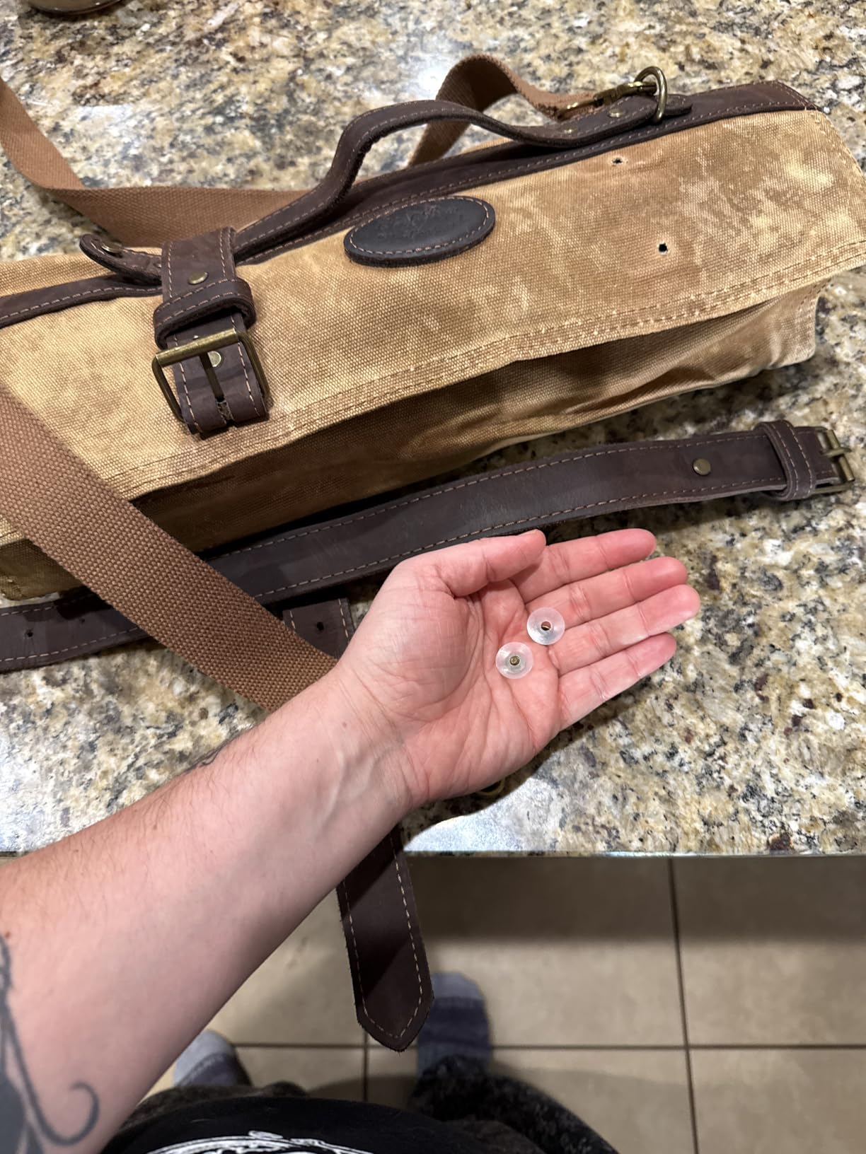 Chef Knife Roll Bag 16oz Oil Waxed Canvas with Crazy Horse Leather, 12 Slots & 2 Zipper Pockets, Portable Backpack Knife Case Storage, Detachable Adjustable Shoulder Strap Belt customer photo 2