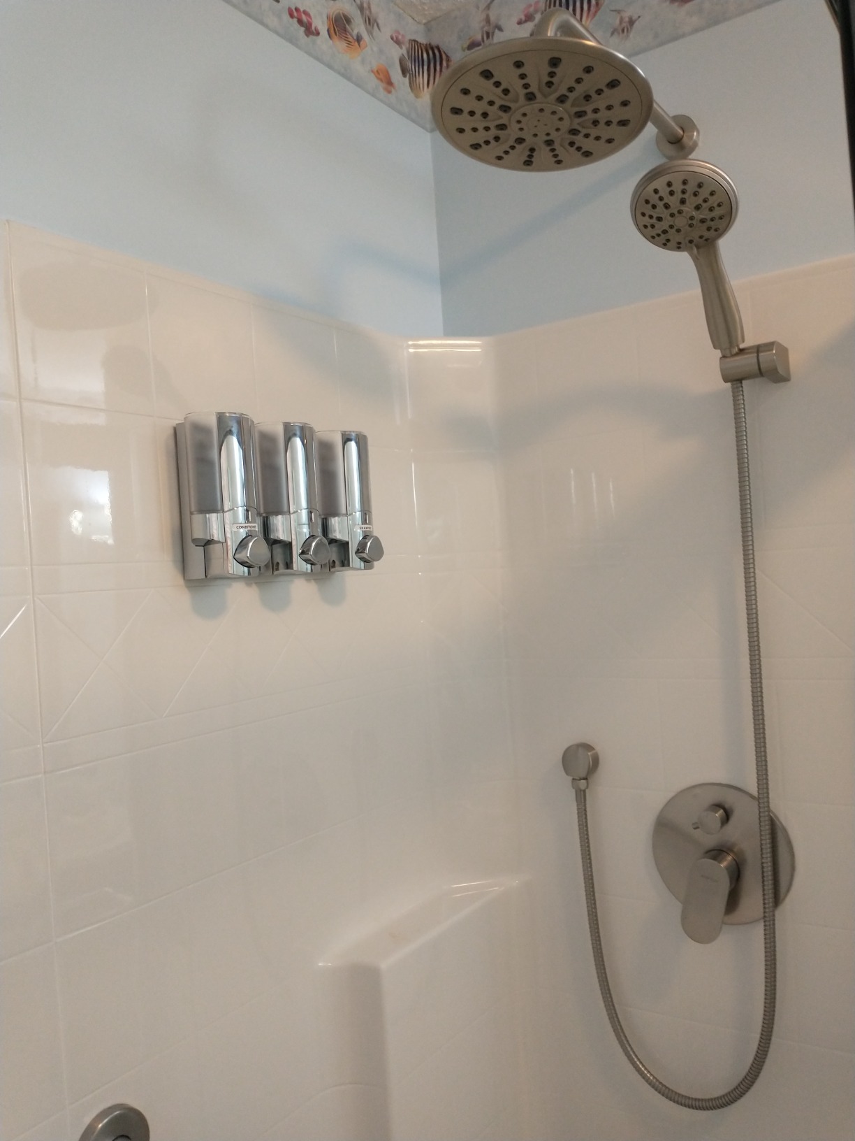Gabrylly Thermostatic Shower System, 10