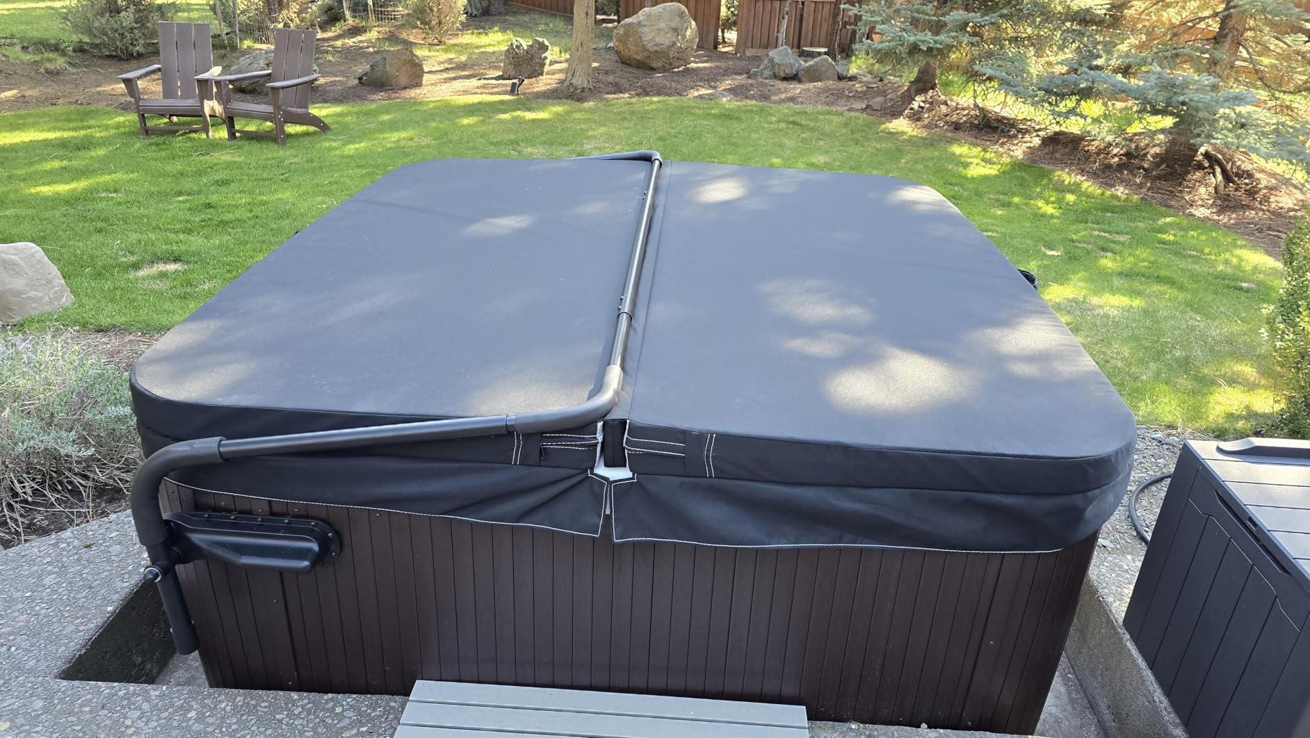 Byers Choice Hot Tub Cover Lifter - 96