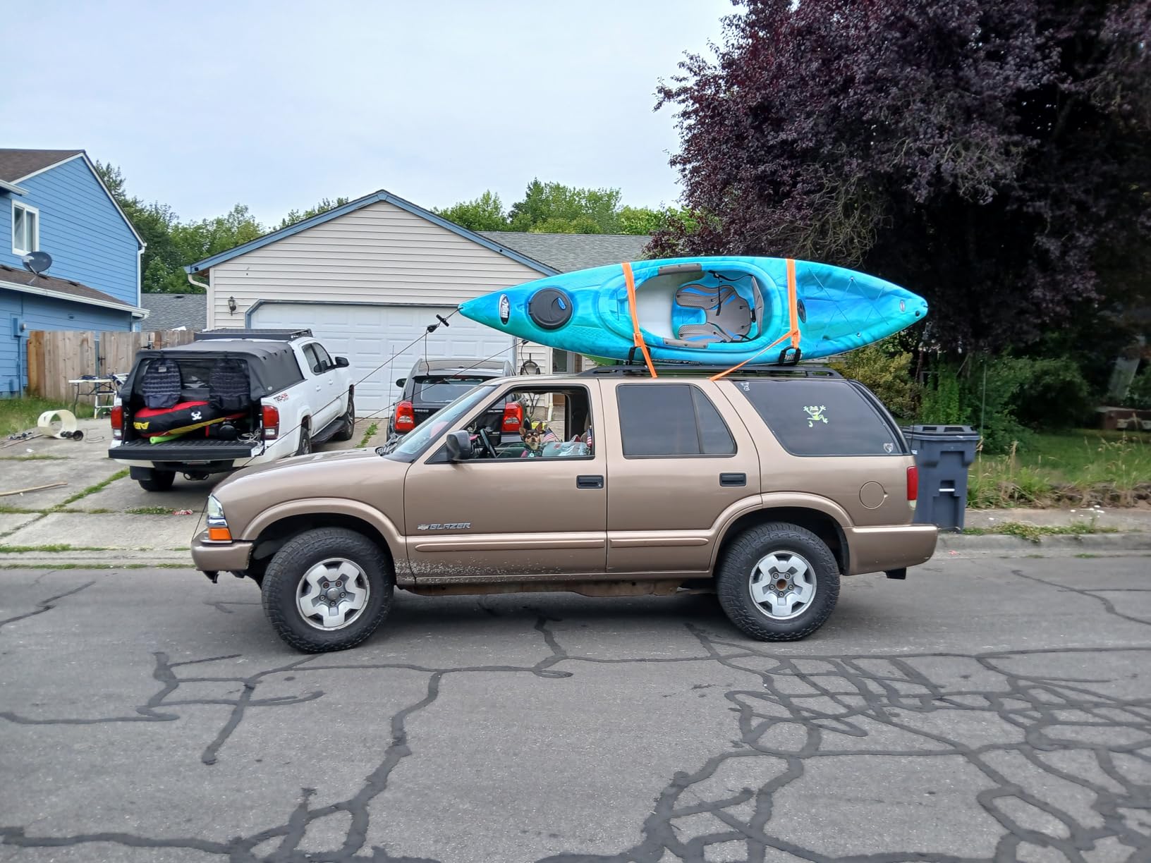 Kayak Roof Rack 2 Pairs Heavy Duty J-Bar Carrier Holder for Canoe, SUV, Cars, Truck, Surf Ski, Tie-Mount on Car Roof Top Crossbar for Trip - Includes 8 Pcs Ratchet, Set of 4 customer photo 2