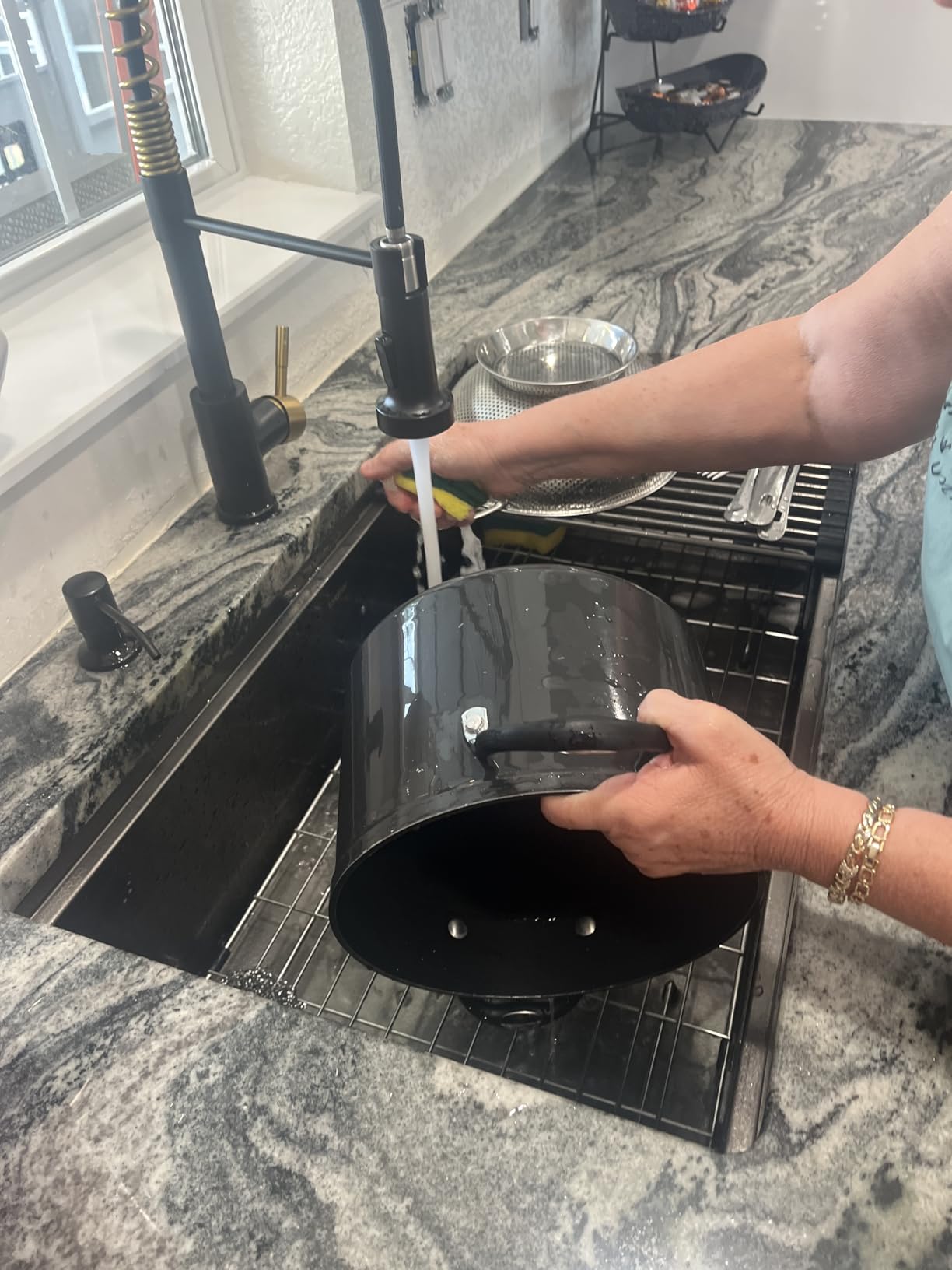 Lordear 33 Inch Undermount Kitchen Sink Workstation 33