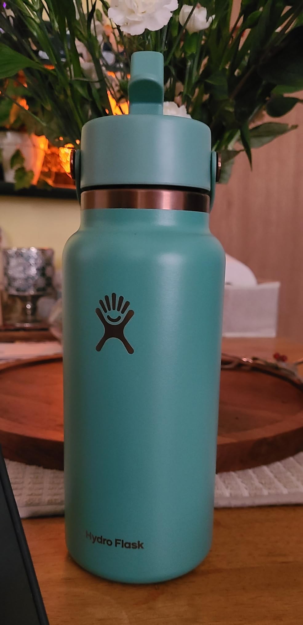 Hydro Flask Water Bottle - Insulated Stainless Steel - Wide Straw Lid, Non Spill, Leakproof in 24 Oz Ivory customer photo 1