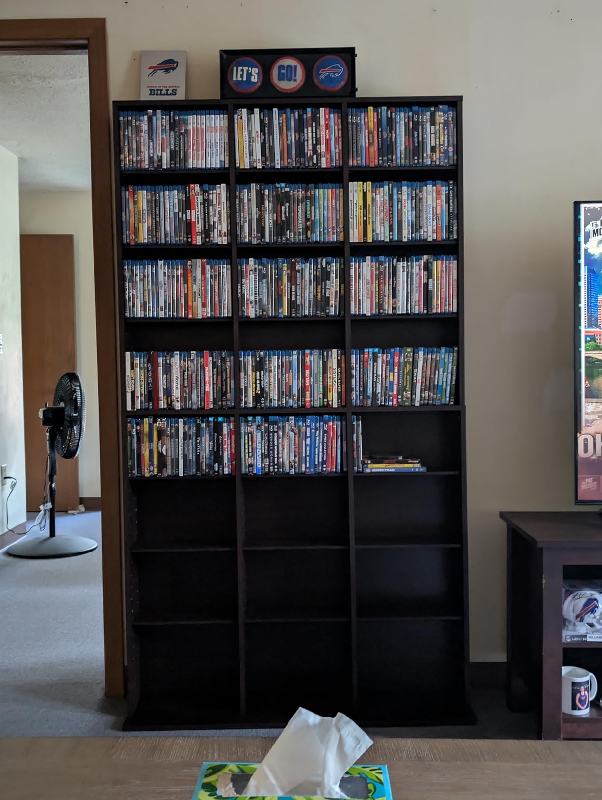 VEVOR Media Storage Cabinet, CD Rack Tower, 34 Compartments Rotating Media Tower Rack for CDs, DVDs, Books and Game Discs customer photo 1