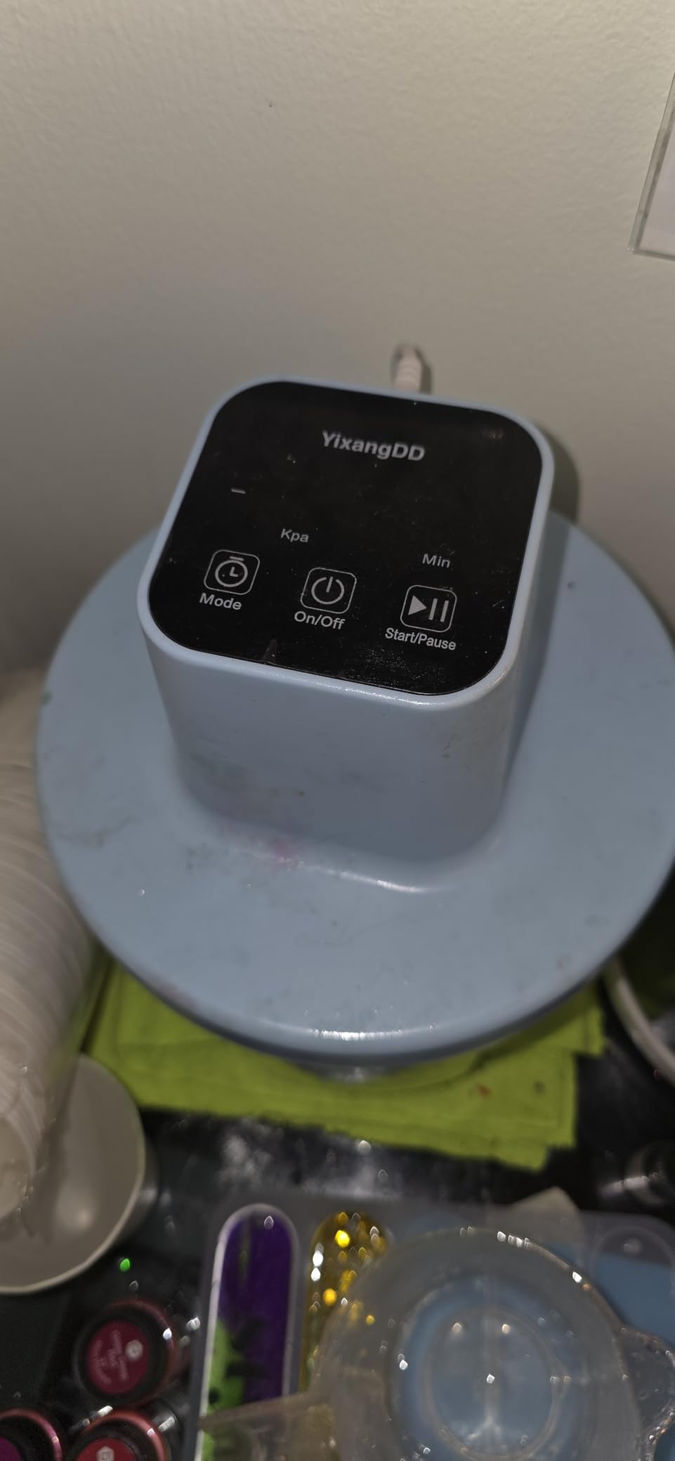 Resin Bubble Remover, Digital Display Design, Removes 99% of Air Bubbles in 5-10 Minutes, 96kPa Vacuum Degassing Chamber, Resin Bubble Remover Machine for Epoxy Resin Artwork, Crafts(Patent Pending) customer photo 1