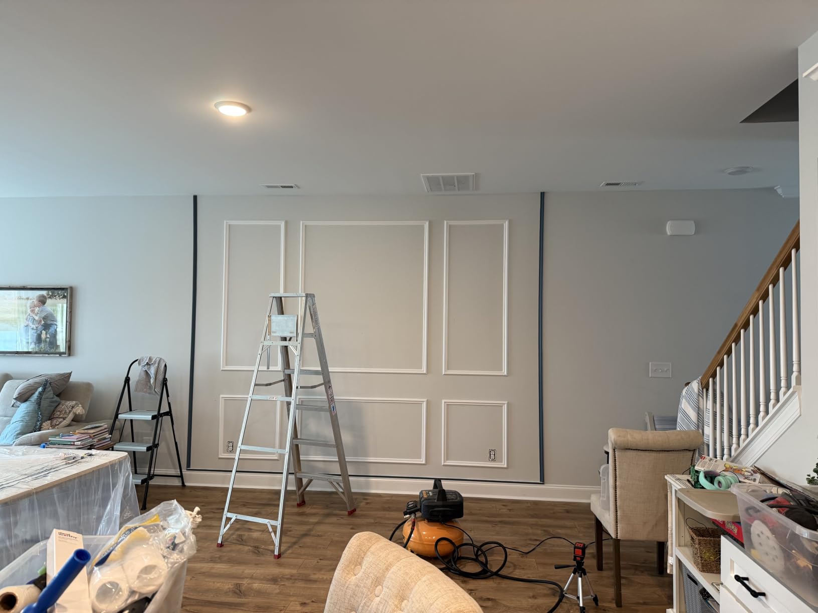 Art3d Pre-Cut Wall Molding Set of 6 pcs, Ready-to-Assemble Wainscoting Panels for Interior Wall Décor Living Room Bedroom Accent Wall - Installed with Glue, 3 Top 3 Bottom customer photo 1