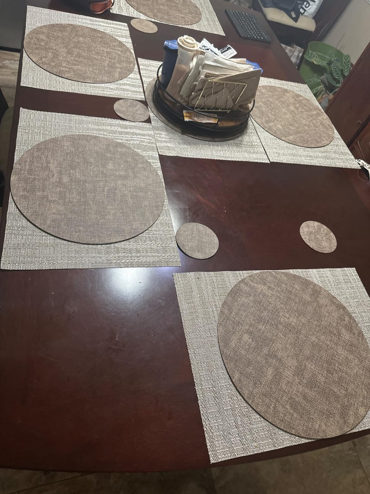 Homaxy Round Faux Leather Placemats and Coasters, Set of 6, Light Grey | Washable Dual-side Table Mats, Wipeable Place Mats, Heat-resistant, Diameter 13 and 3.93 inch customer photo 2