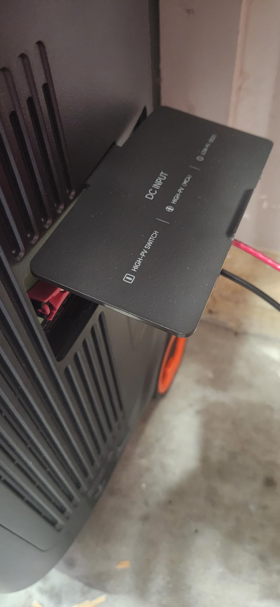 Jackery Solar Generator 5000 Plus Portable Power Station, 5040Wh LiFePO4, 7200W 120V/240V AC Output, Expandable to 60kWh, Essential Home Backup customer photo 1